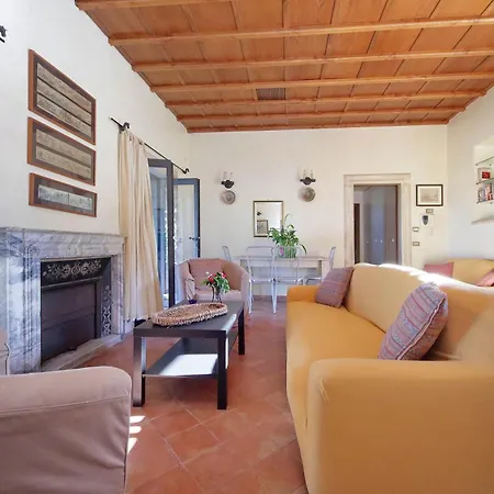 Apartment St Peter
